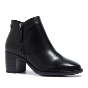 Carl Scarpa Kaya Black Leather Ankle Boots